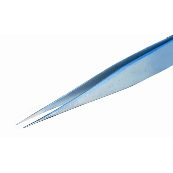 Tweezers with strong tips and thin blades, ideal for microelectronic applications. Length 120mm – CP-3