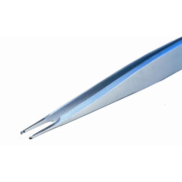 Tweezers with a rhombus-shaped hole on its tip, Ø 0.71mm, Length 120mm – CP-40A
