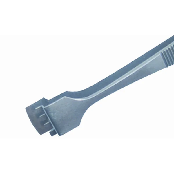 Tweezers with four teeth with flat lower tip for wafer handling, Length 125mm – CP-4D