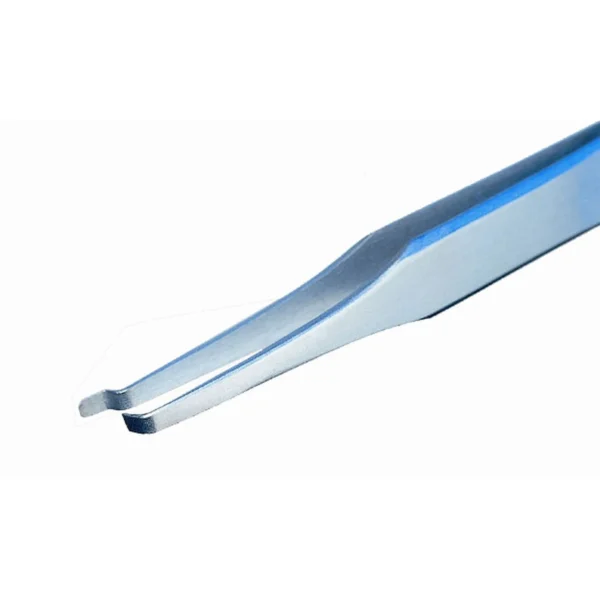 Tweezers with flat, rounded and bent tips for handling of small wafers and flat parts, Length 120mm – CP-62A